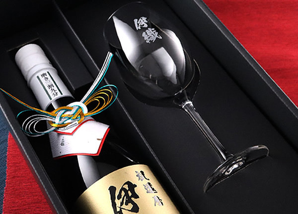 ボトル彫刻サービスの株式会社Koccoro│グラス彫刻